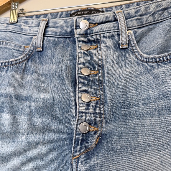 Joe's Jeans | High Rise Exposed Button Fly Vintage Style Denim Chic Mom Jeans - Picture 4 of 14